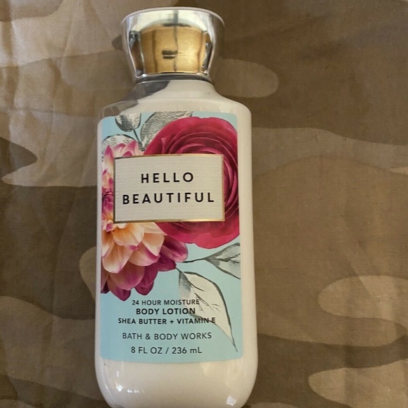 Hello Beautiful 24 Hr Moisture Body Lotion - Picture 1 of 5